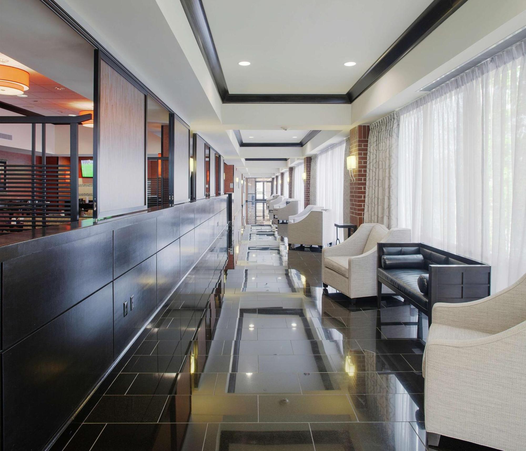 Doubletree Suites By Hilton Бентонвилль Экстерьер фото