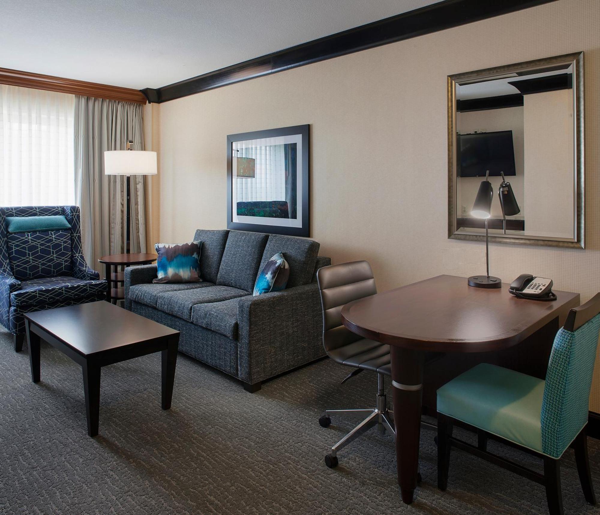 Doubletree Suites By Hilton Бентонвилль Экстерьер фото
