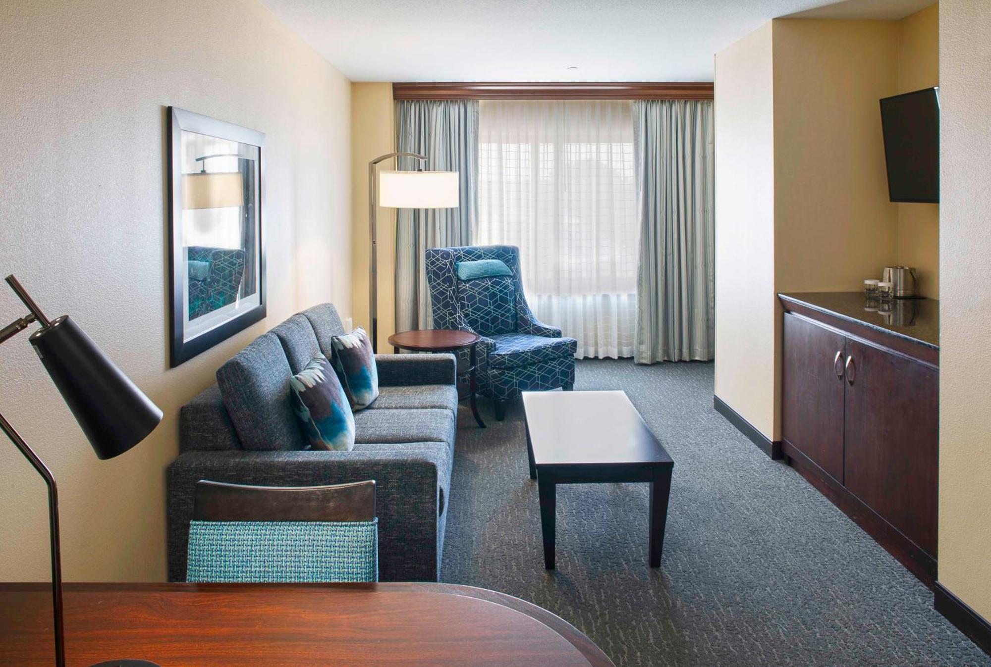 Doubletree Suites By Hilton Бентонвилль Экстерьер фото