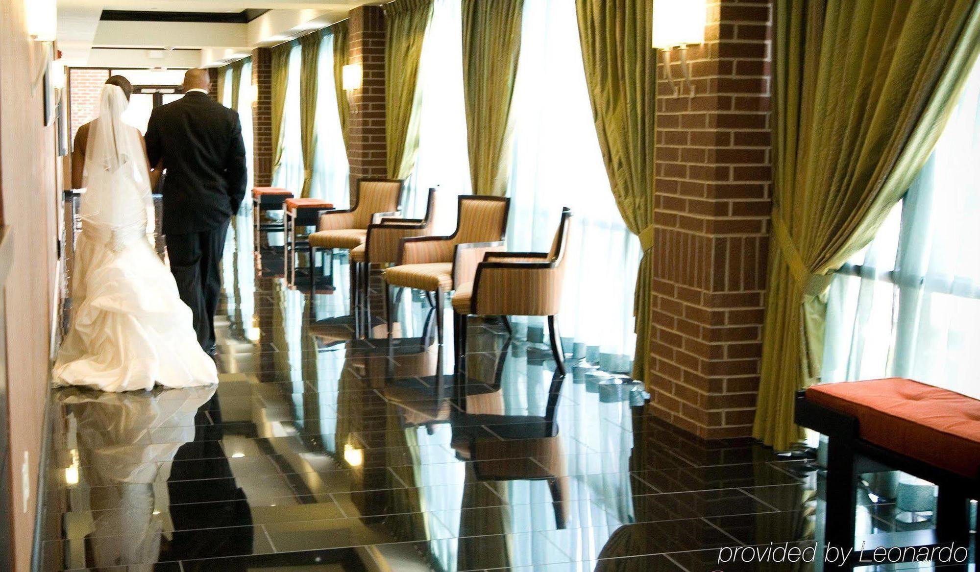 Doubletree Suites By Hilton Бентонвилль Интерьер фото